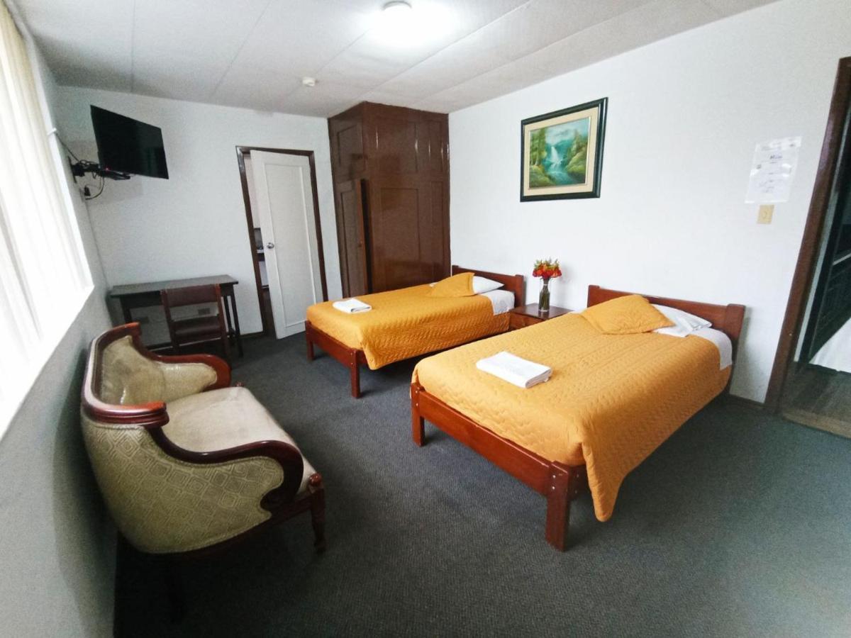 Hotel 9 De Octubre Quito Eksteriør billede