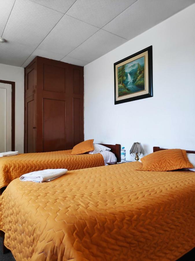 Hotel 9 De Octubre Quito Eksteriør billede