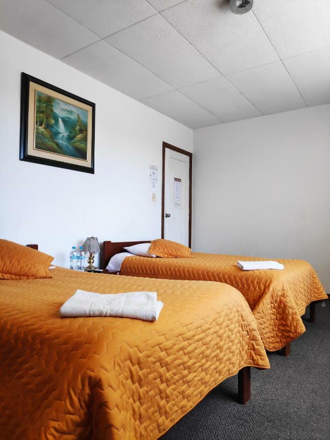 Hotel 9 De Octubre Quito Eksteriør billede